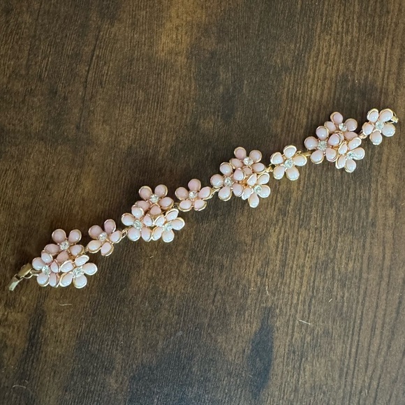 Vintage Daisy Cluster Rhinestone Center Bracelet Light Pink - Picture 2 of 8